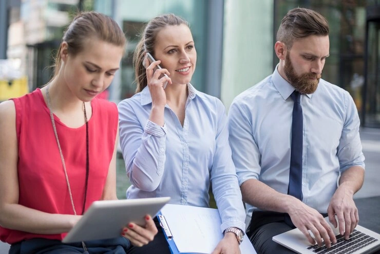 Clear and Impactful Corporate External Communication Services