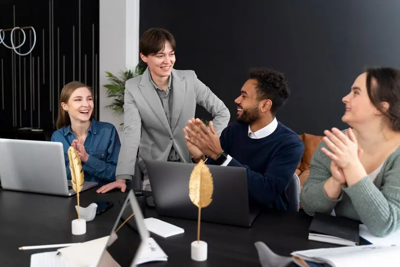 Leadership Communication Agency for Clear, Impactful Messaging