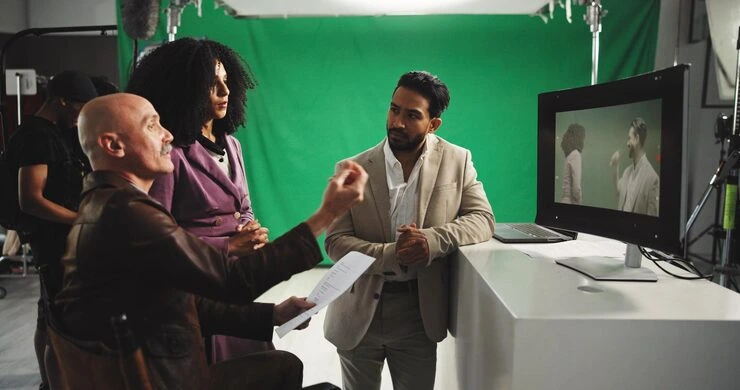 Media Relations and Press Coverage for Investors